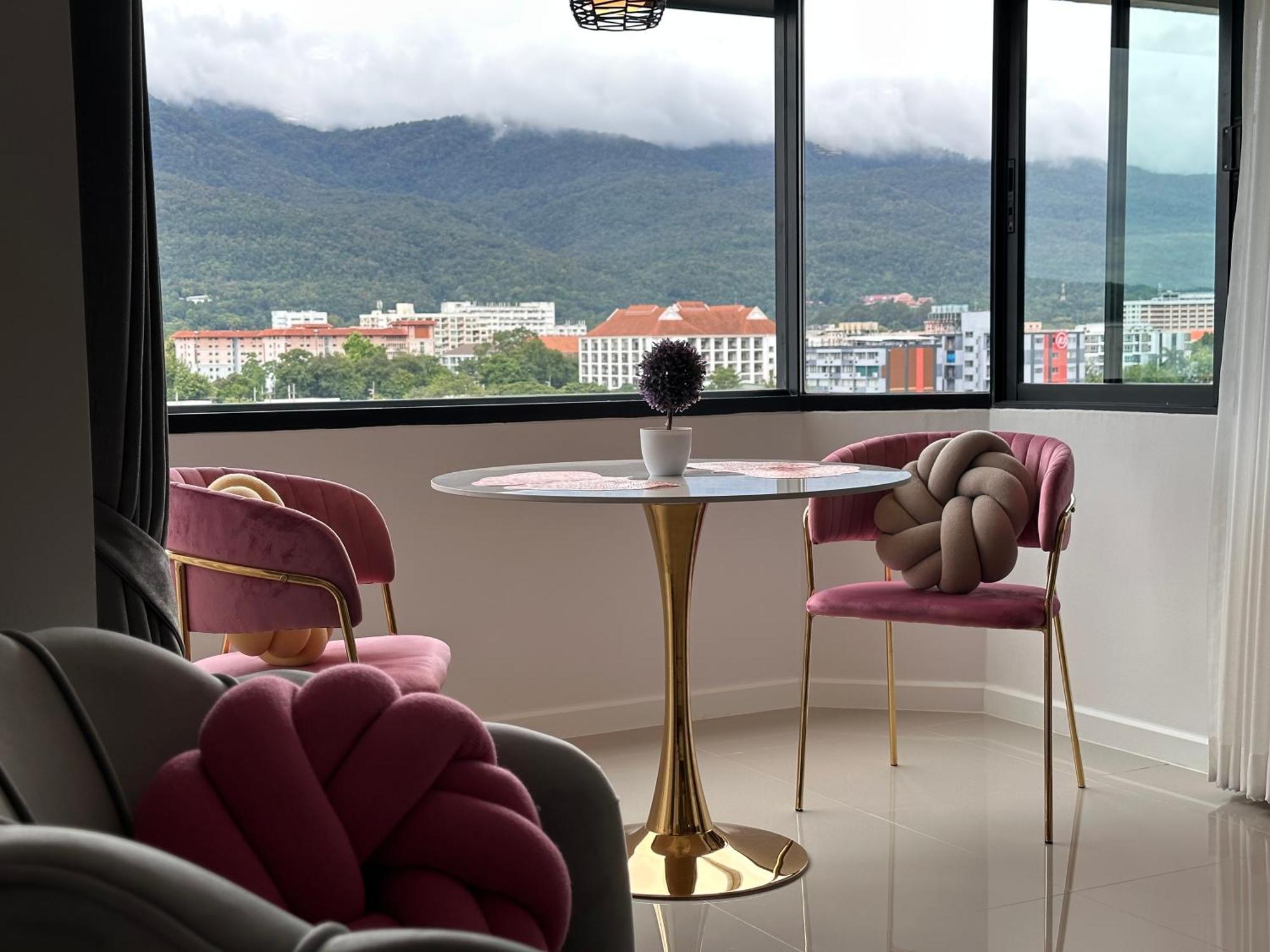 Mountain & City View Panorama At Nimman Чиангмай Екстериор снимка